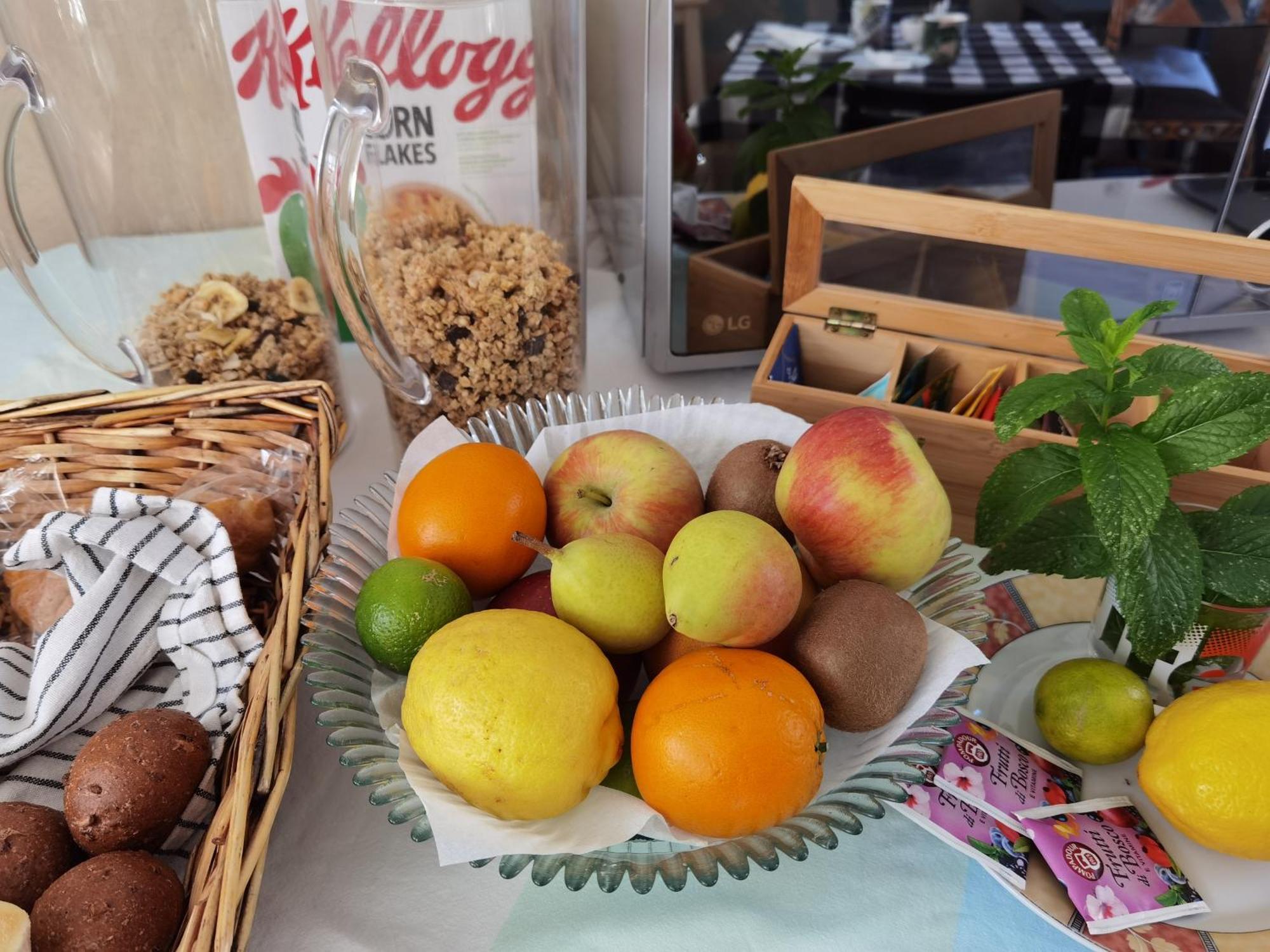 Il Giardino Di Tatiana Rooms & Breakfast La Maddalena  Quarto foto