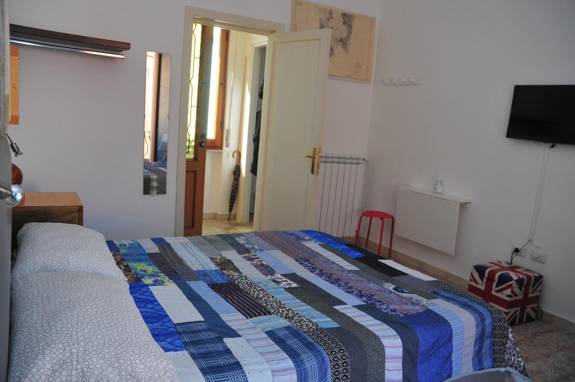 Il Giardino Di Tatiana Rooms & Breakfast La Maddalena  Quarto foto