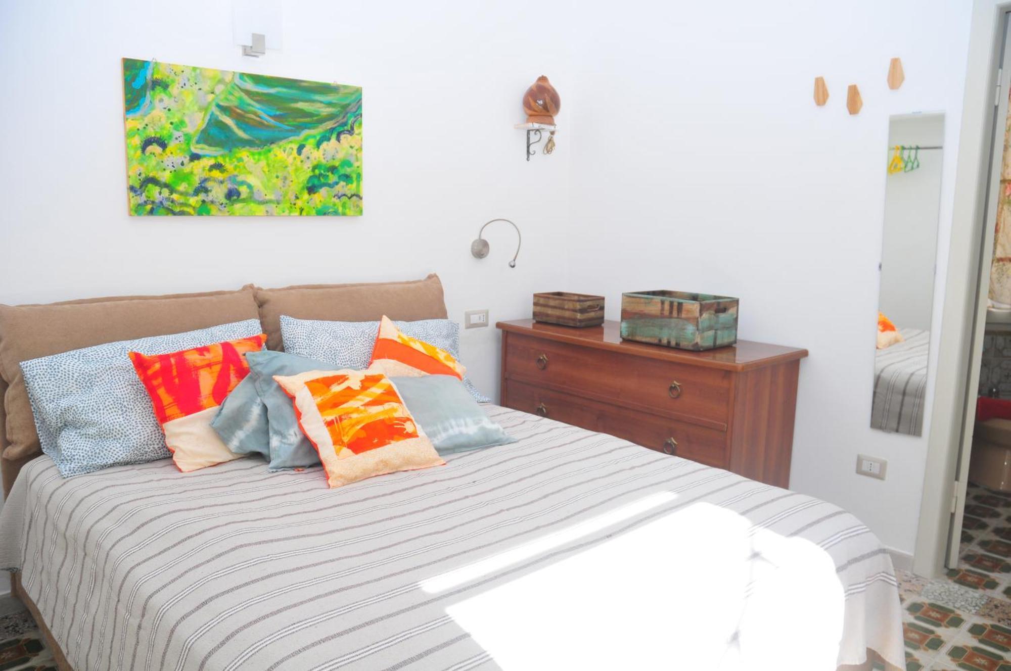 Il Giardino Di Tatiana Rooms & Breakfast La Maddalena  Quarto foto
