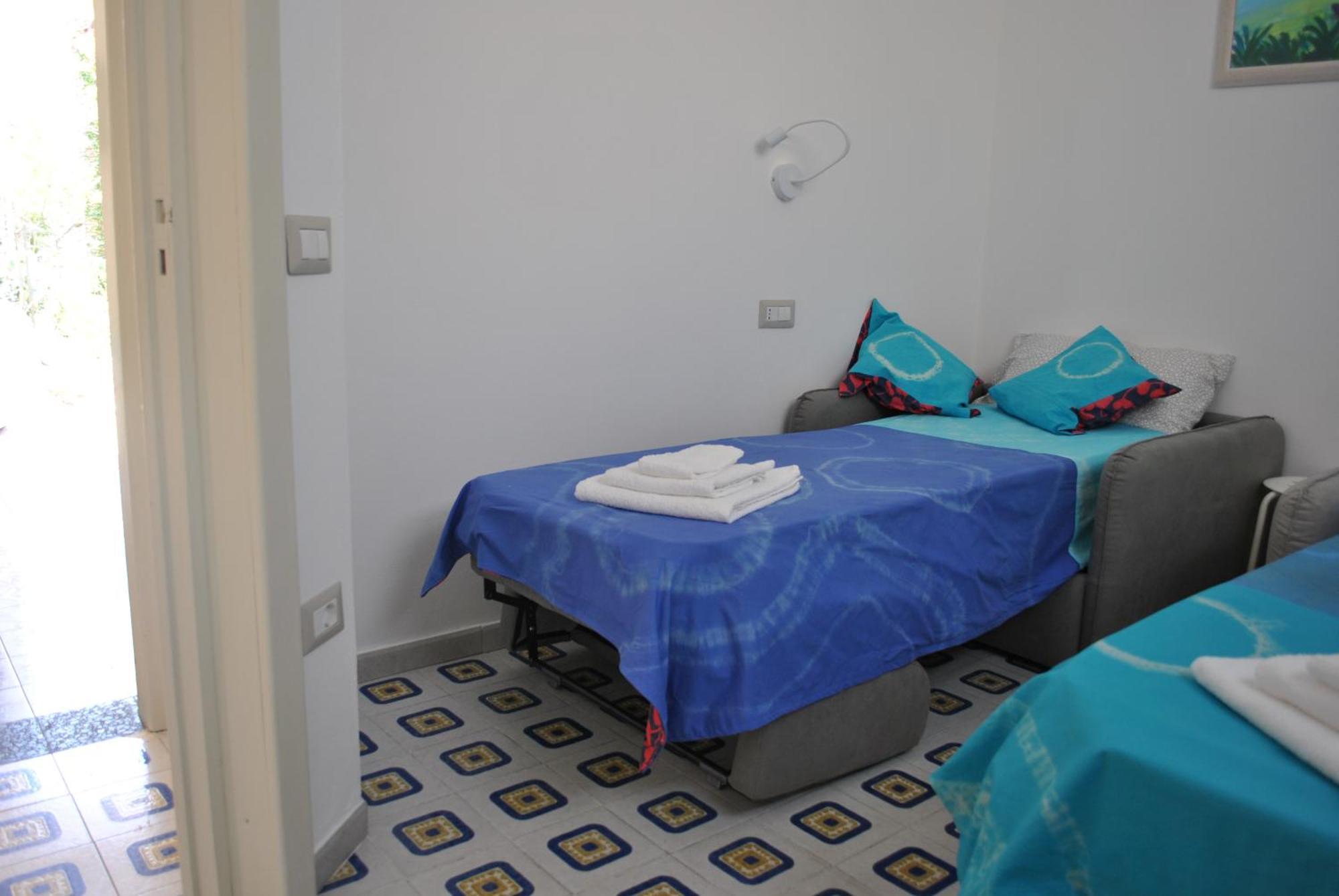 Il Giardino Di Tatiana Rooms & Breakfast La Maddalena  Quarto foto
