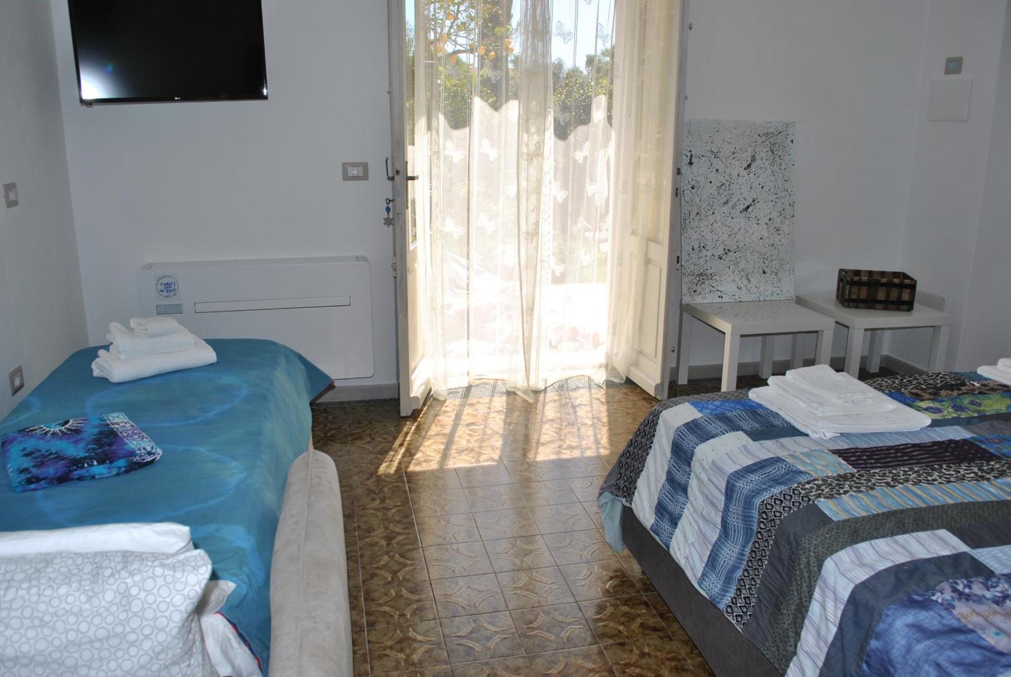 Il Giardino Di Tatiana Rooms & Breakfast La Maddalena  Quarto foto